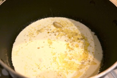 Cream Sauce Cooking